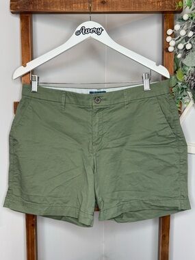 Old Navy Olive Green Women's Flat Front Shorts